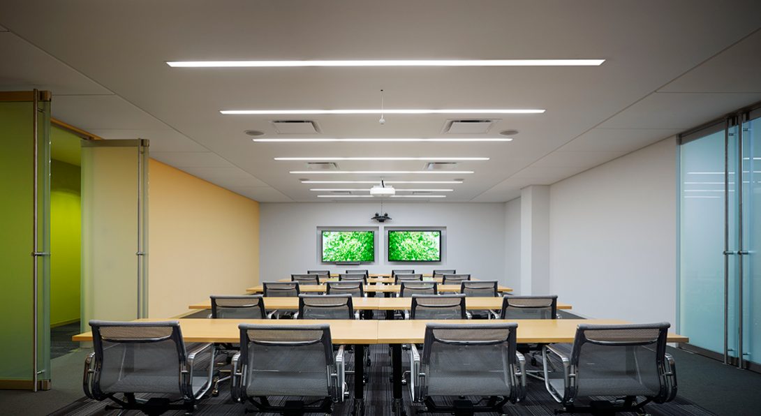 large classroom style conference room